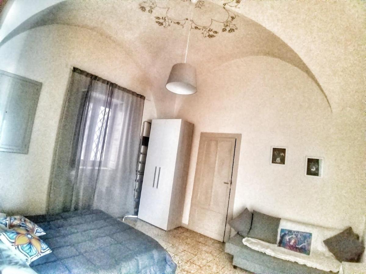 Casa Antonella Leilighet Acireale Eksteriør bilde